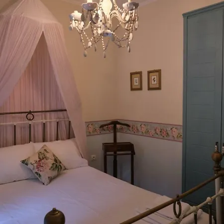 Bella Vista Apartment *
